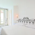 Aurora Hotel