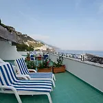 Aurora Hotel 4*