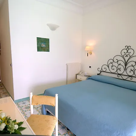Aurora 4* Amalfi
