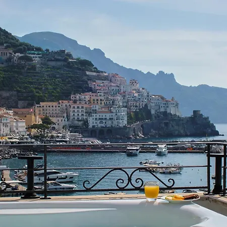 Aurora Hotel Amalfi