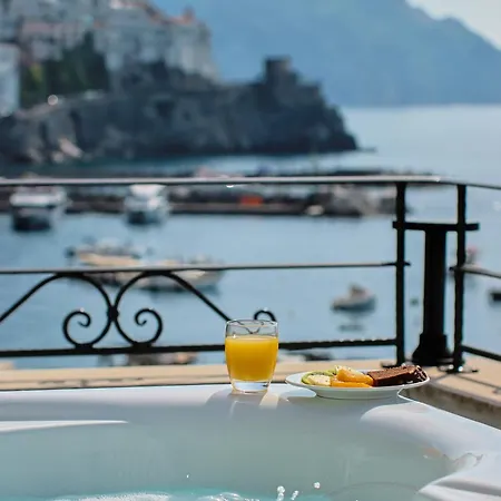 Hotel Aurora 4*
