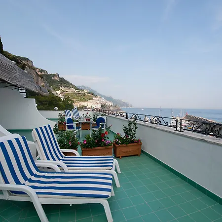 Aurora Hotel 4*