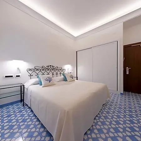 Aurora 4* Amalfi