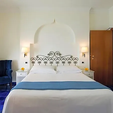 Aurora 4* Amalfi