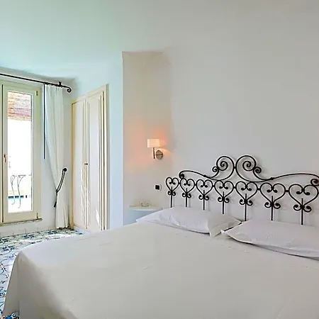 Aurora Hotel Amalfi