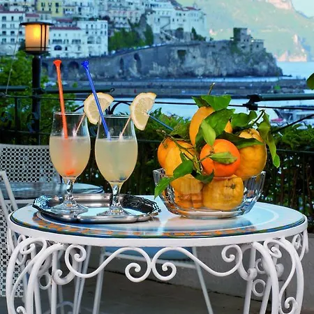 Aurora Амальфі